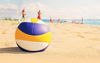 Nye bakgrunner for volleyball og svømming